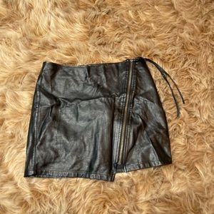Leather skirt